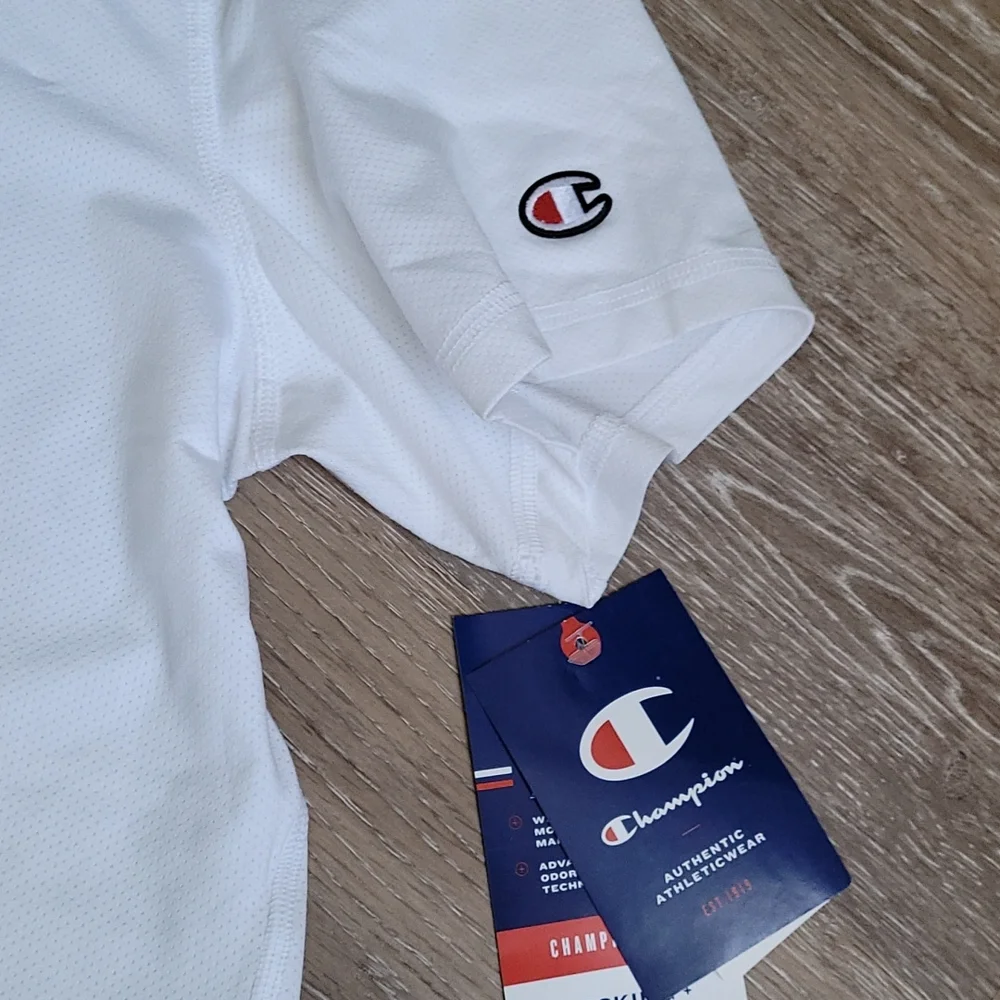 Champion Wicking Anti Odor Breathable White Tee Size Medium NWT - Picture 3 of 7